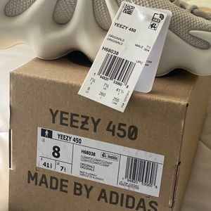 ***SOLD***Adidas Yeezy 450 -Brand New-Cloud White